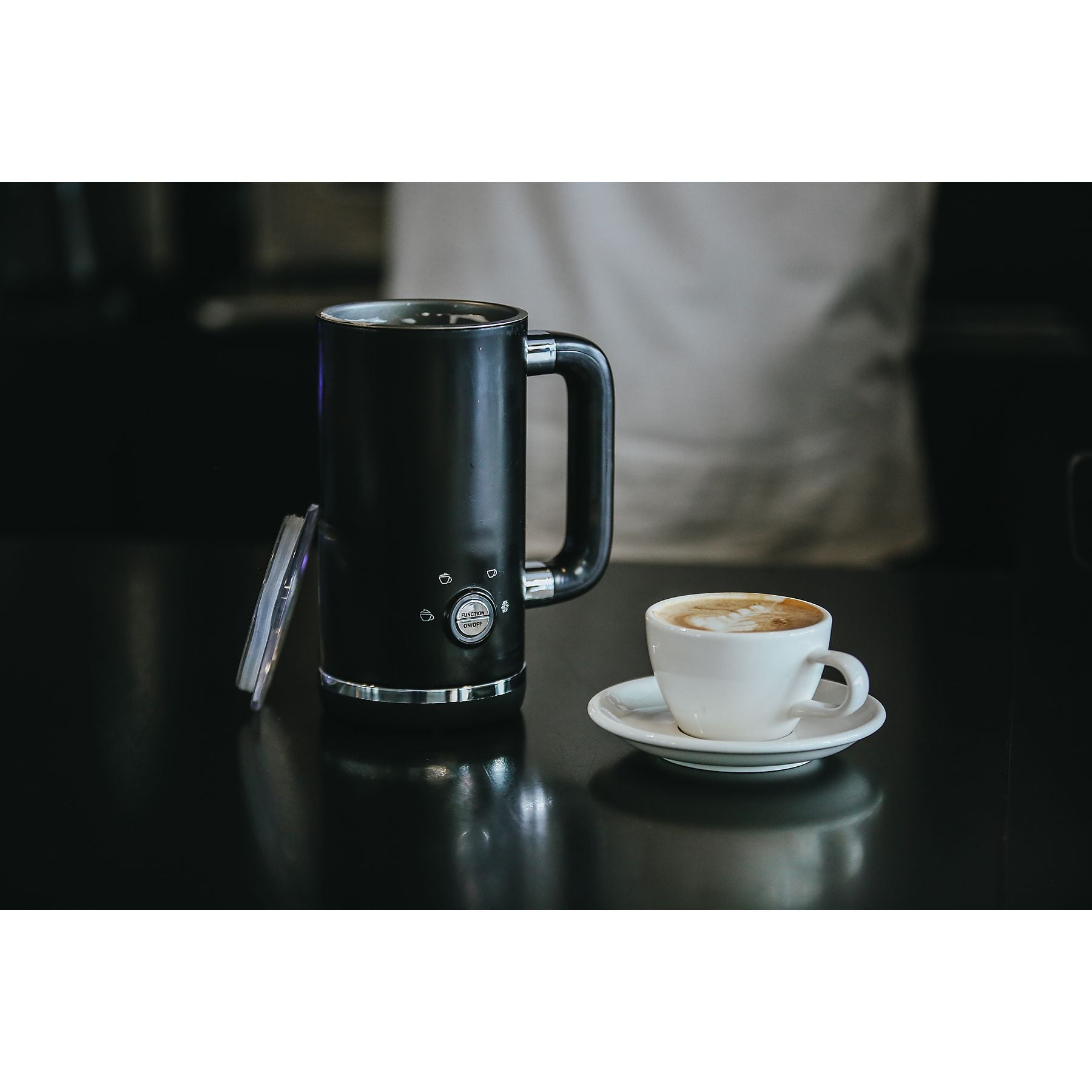 Vluese për qumësht Koenic KMF 15321 B 150ml/300ml — foto 6